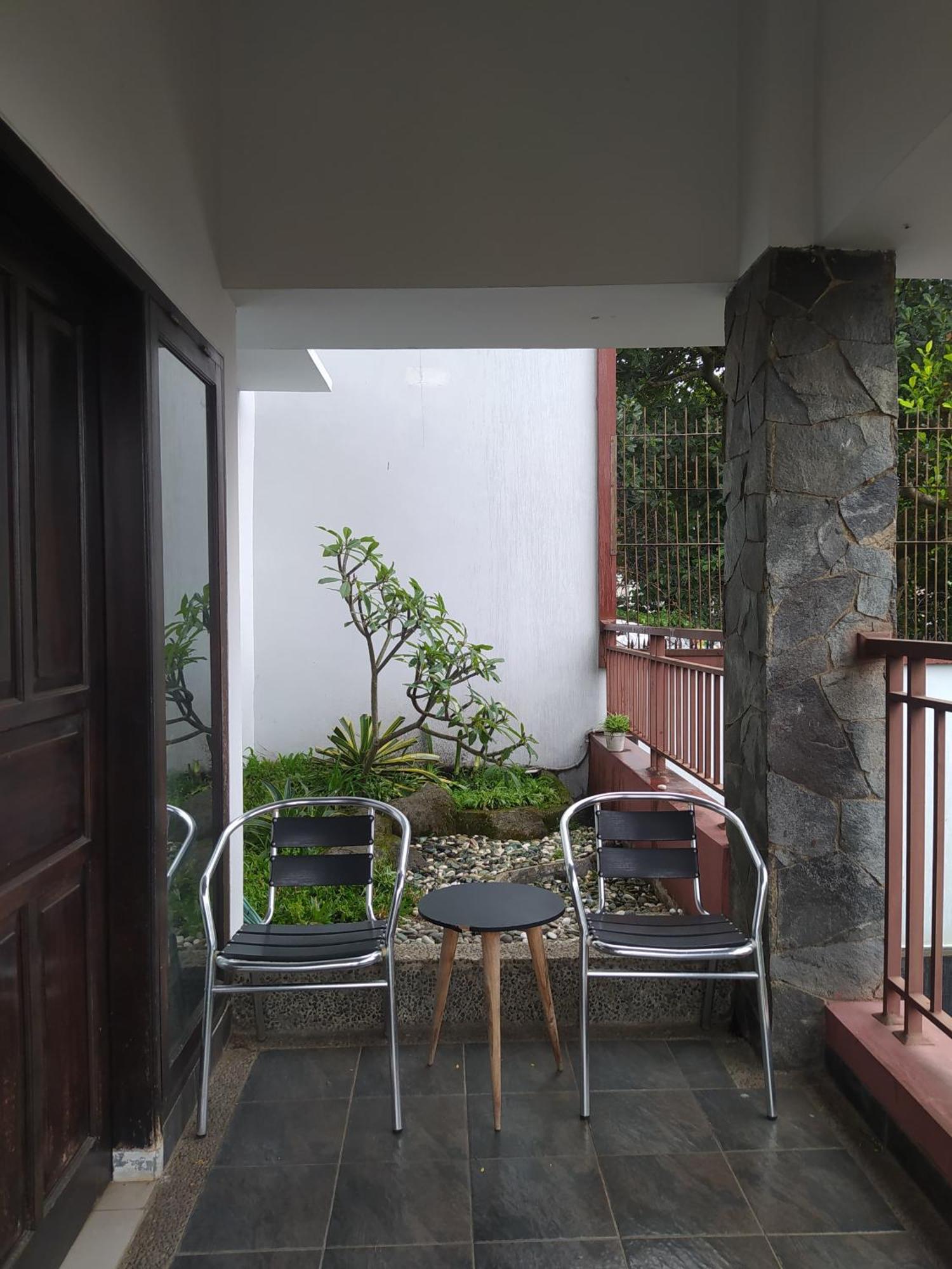 Villa Padasuka Raisa By Grorental บันดุง ภายนอก รูปภาพ