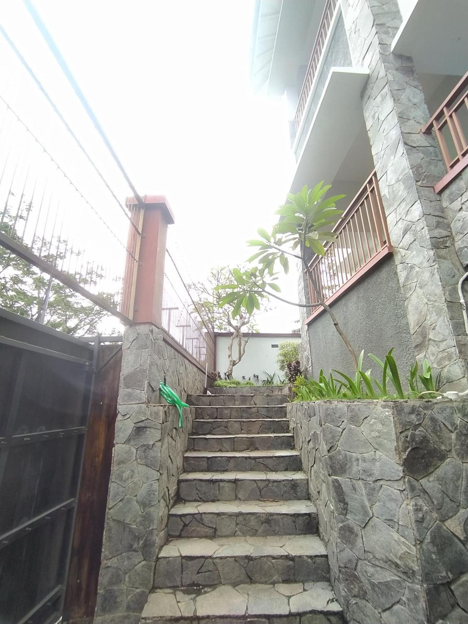 Villa Padasuka Raisa By Grorental บันดุง ภายนอก รูปภาพ