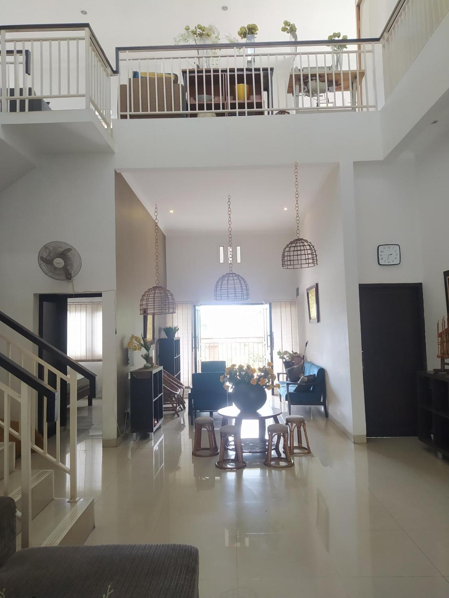 Villa Padasuka Raisa By Grorental บันดุง ภายนอก รูปภาพ