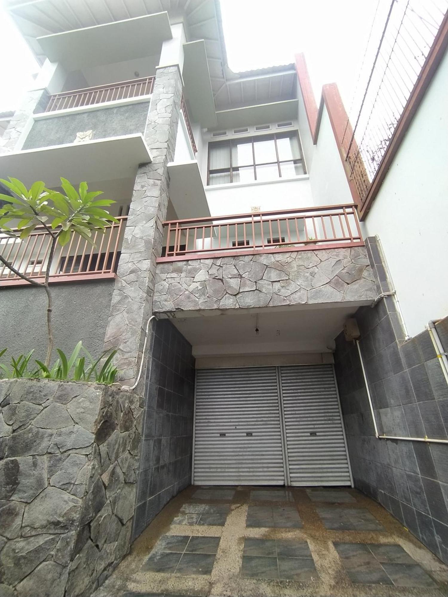 Villa Padasuka Raisa By Grorental บันดุง ภายนอก รูปภาพ